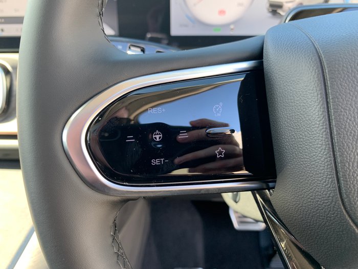 2025 Jaecoo J8 Track