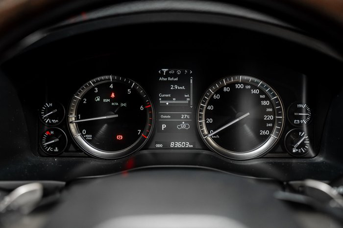 2015 Lexus LX570 5.7 L Petrol Automatic Wagon