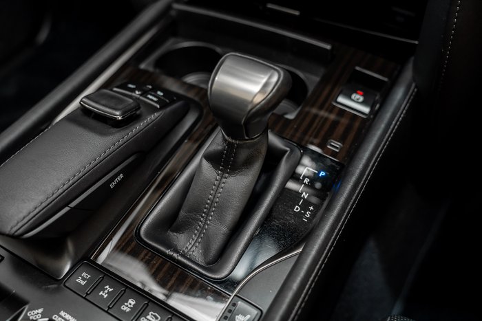 2015 Lexus LX570 5.7 L Petrol Automatic Wagon