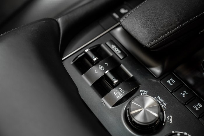 2015 Lexus LX570 5.7 L Petrol Automatic Wagon