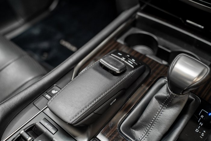 2015 Lexus LX570 5.7 L Petrol Automatic Wagon
