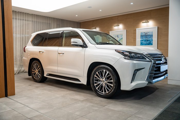 2015 Lexus LX570 5.7 L Petrol Automatic Wagon