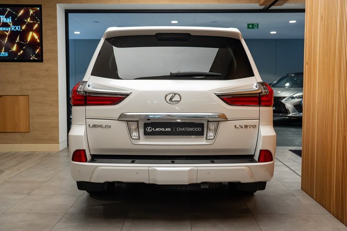 2015 Lexus LX570 5.7 L Petrol Automatic Wagon