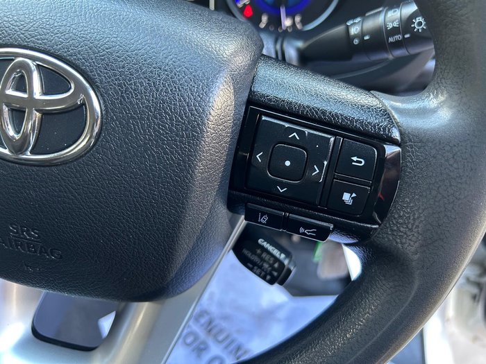 2019 Toyota Hilux SR