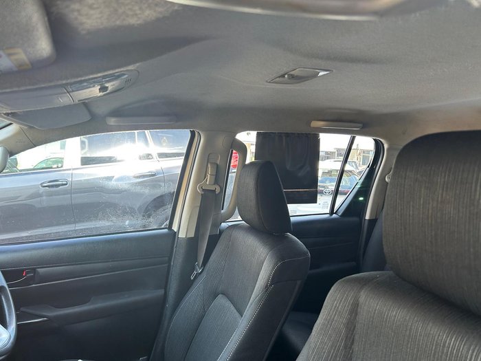 2019 Toyota Hilux SR