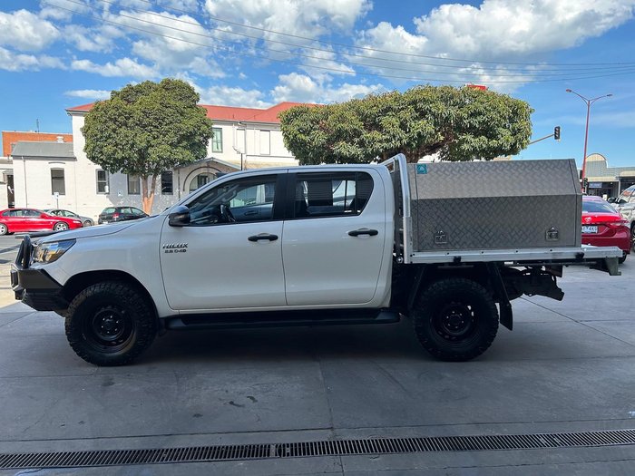 2019 Toyota Hilux SR