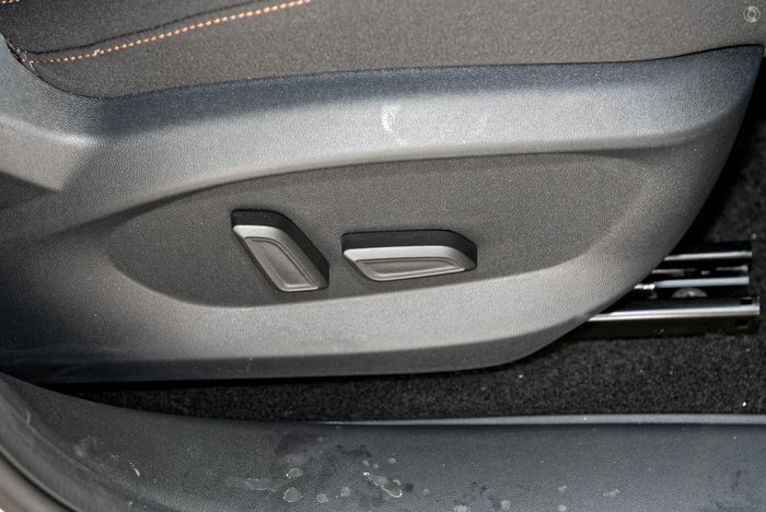 2025 MG HS Vibe AS33 MY25 Lunar Grey