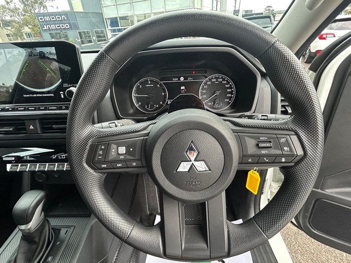 2024 Mitsubishi Triton GLX+