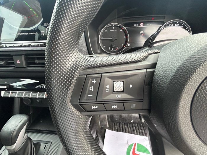 2024 Mitsubishi Triton GLX+