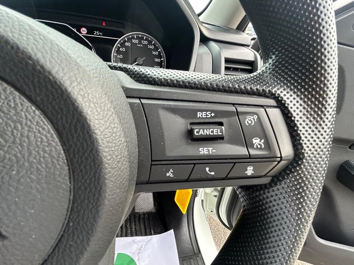 2024 Mitsubishi Triton GLX+