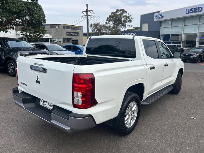 2024 Mitsubishi Triton GLX+