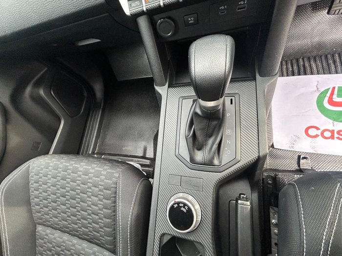 2024 Mitsubishi Triton GLX+