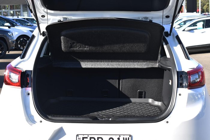 2017 Mazda CX-3 Maxx DK White