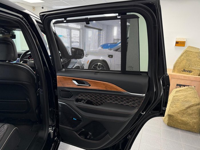 2023 Jeep Grand Cherokee Summit Reserve 4xe