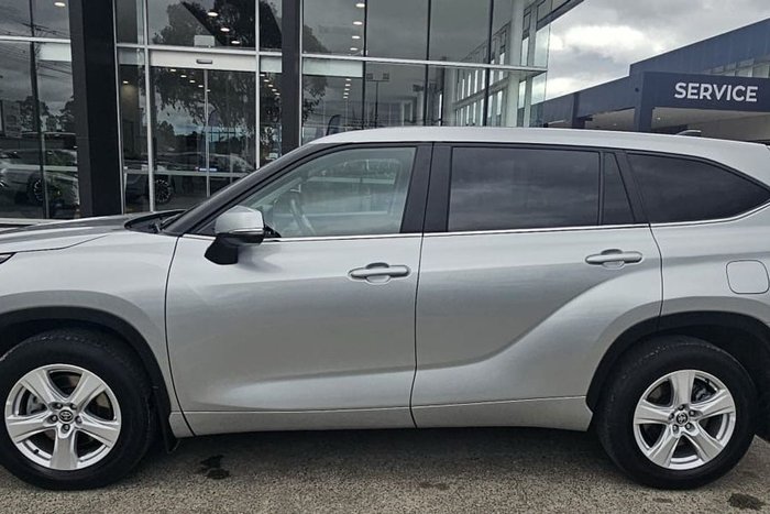 2022 Toyota Kluger GX