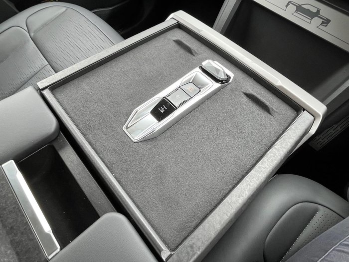 2025 LDV Terron 9 Evolve