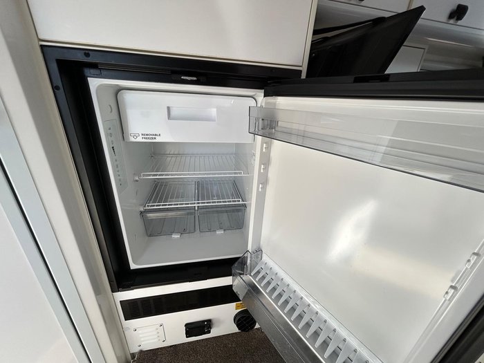 2024 Arctic Campers Frost 15 Bunk