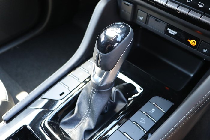 2025 Isuzu MU-X LS-T