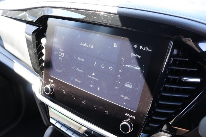 2025 Isuzu MU-X LS-T