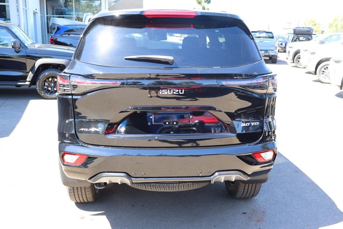 2025 Isuzu MU-X LS-T