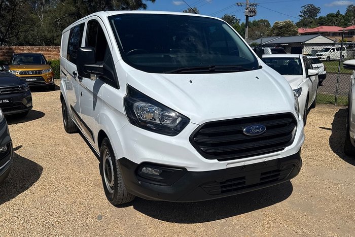 2022 Ford Transit Custom