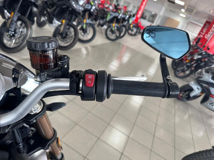 2021 CFMOTO 700 CL-X Heritage CL-X Silver
