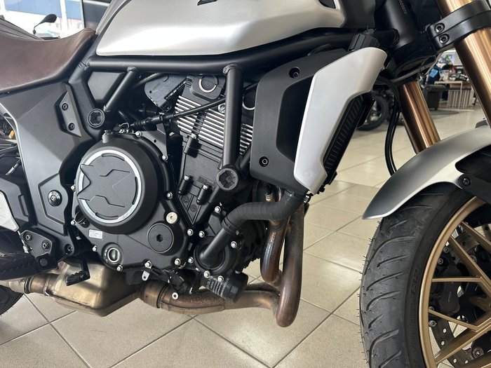 2021 CFMOTO 700 CL-X Heritage CL-X Silver