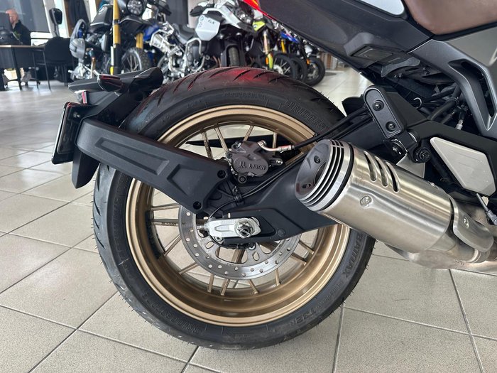2021 CFMOTO 700 CL-X Heritage CL-X Silver