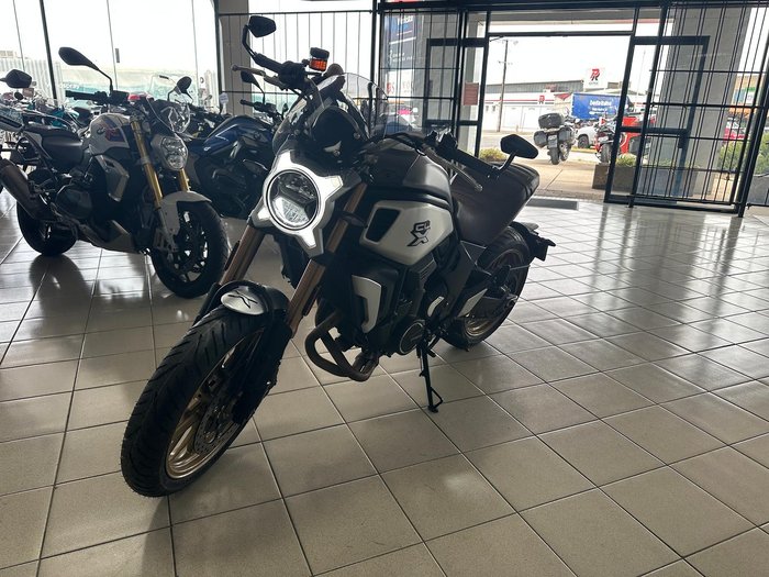 2021 CFMOTO 700 CL-X Heritage CL-X Silver