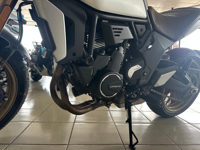 2021 CFMOTO 700 CL-X Heritage CL-X Silver
