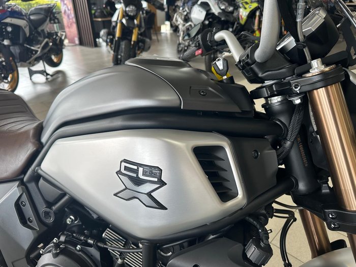 2021 CFMOTO 700 CL-X Heritage CL-X Silver