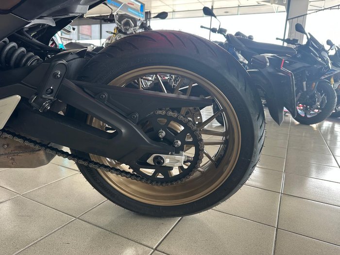 2021 CFMOTO 700 CL-X Heritage CL-X Silver