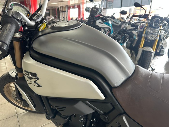 2021 CFMOTO 700 CL-X Heritage CL-X Silver