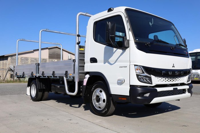 2025 Fuso Canter 515 Alloy Tray with ladder racks White