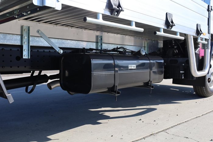 2025 Fuso Canter 515 Alloy Tray with ladder racks White