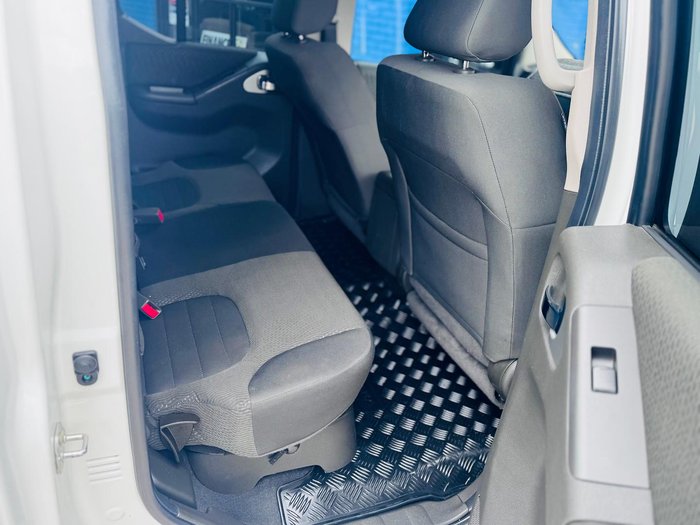 2013 Nissan Navara ST-X D40 Series 5 4X4 Dual Range Arctic White