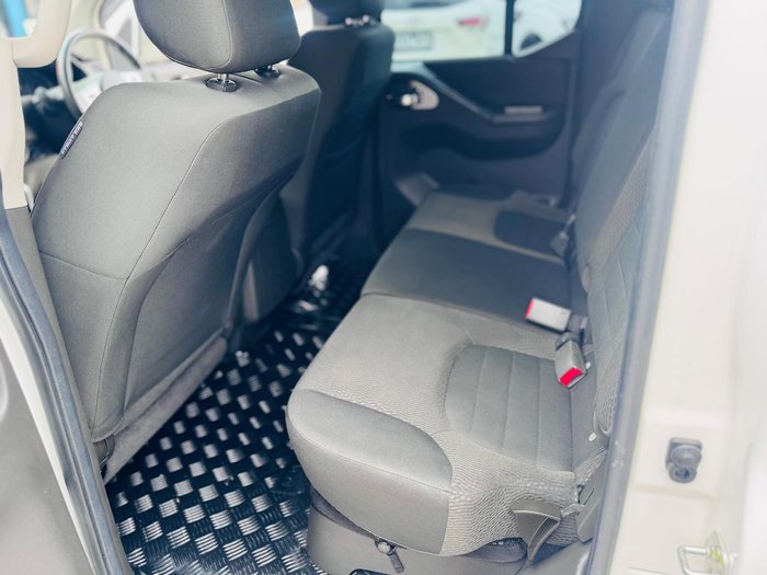 2013 Nissan Navara ST-X D40 Series 5 4X4 Dual Range Arctic White