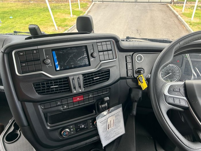 2024 Iveco S-Way AS700