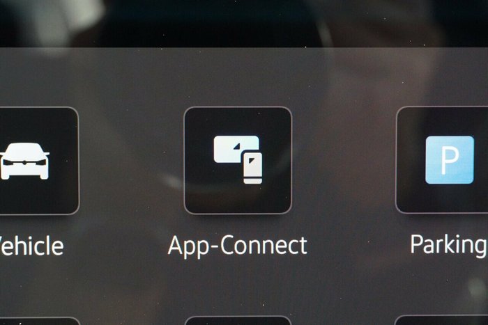 2025 Volkswagen ID.4 Pro