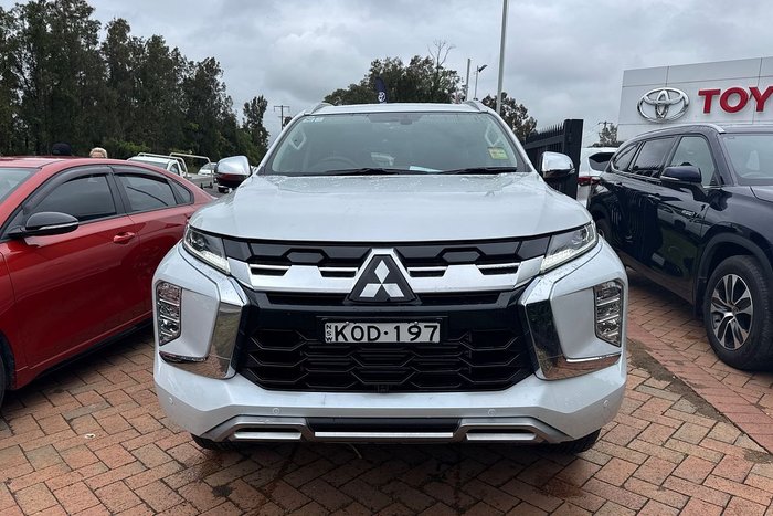 2024 Mitsubishi Pajero Sport Exceed