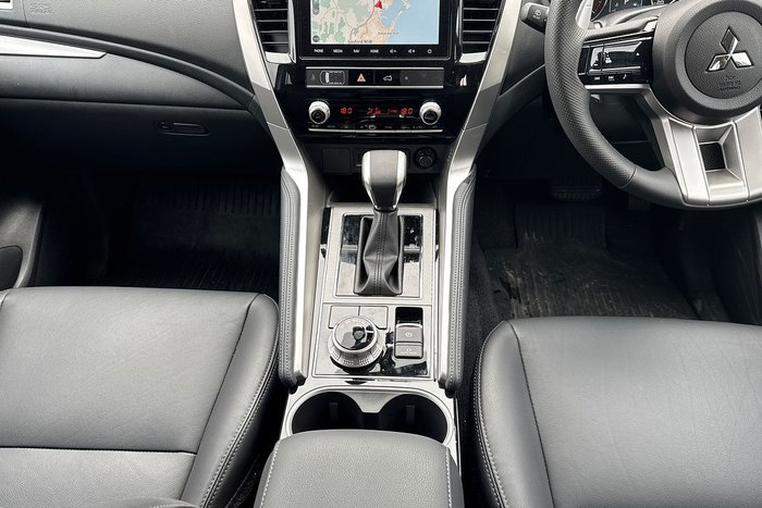 2024 Mitsubishi Pajero Sport Exceed
