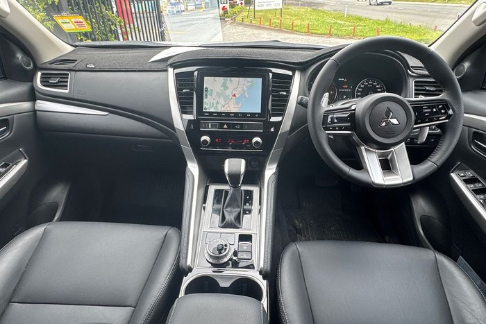 2024 Mitsubishi Pajero Sport Exceed