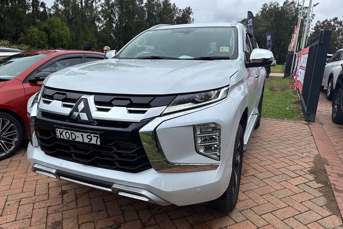 2024 Mitsubishi Pajero Sport Exceed