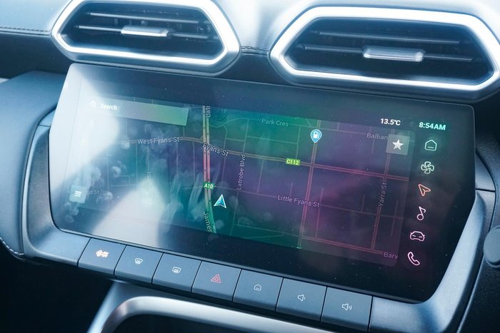2025 MG ZS Essence Hybrid+