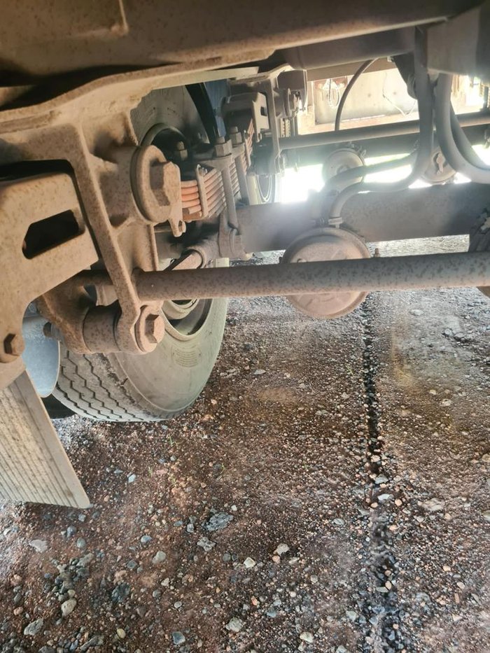 Krueger Tri-Axle Curtainsider Trailer