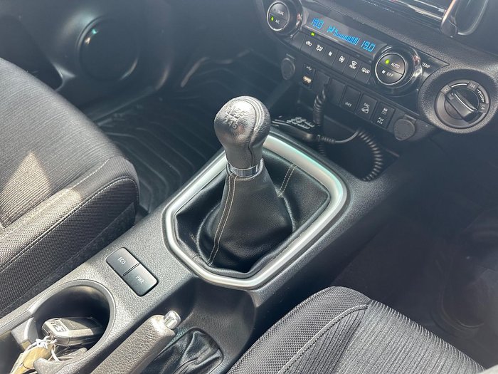 2022 Toyota Hilux SR5 GUN126R 4X4 Dual Range Silver Sky