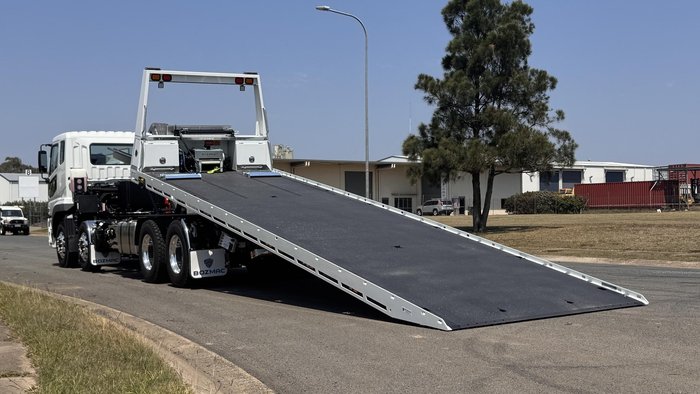 2024 Fuso Shogun FS76 400 Tilt Tray White