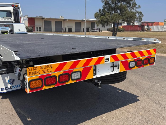 2024 Fuso Shogun FS76 400 Tilt Tray White