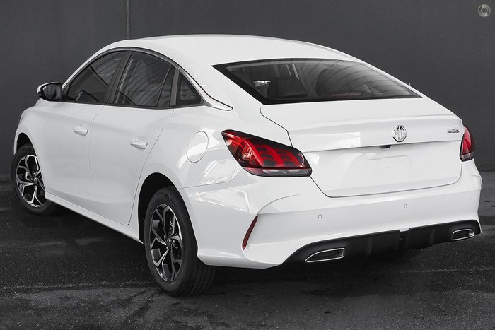 2024 MG MG5 Vibe MY24 Dover White