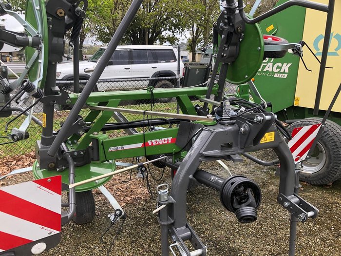 0 Fendt Lotus 770 7.7M 3Pt Tedder
